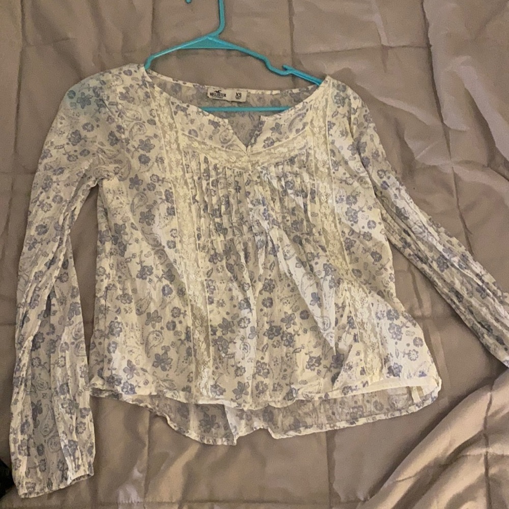 Hollister Long Sleeve